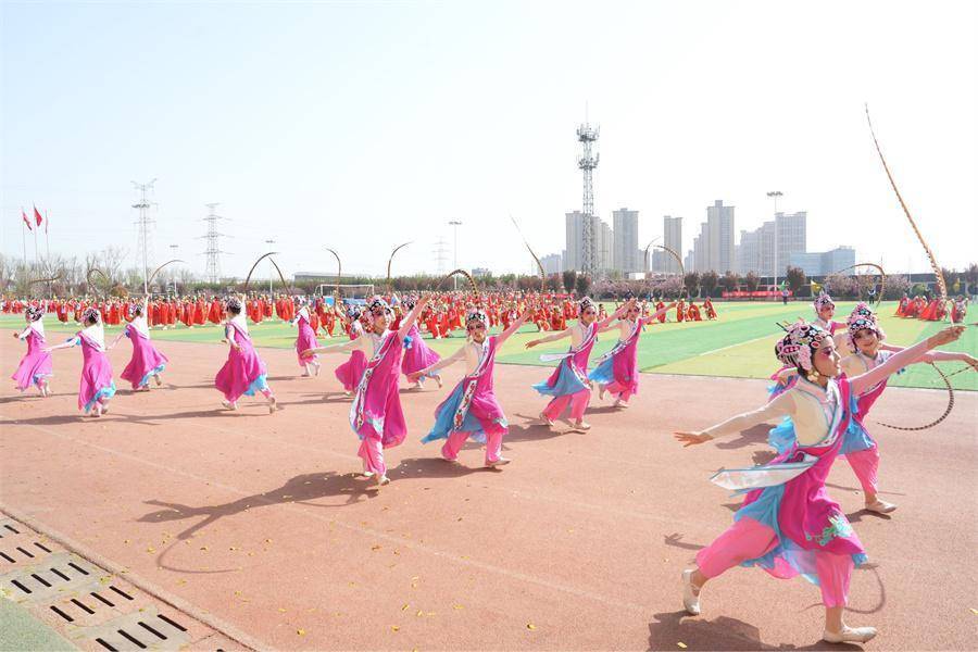 激情四射!场上比赛精彩纷呈令人陶醉的简单介绍 激情四射!场上比赛精彩纷呈令人陶醉的简单介绍