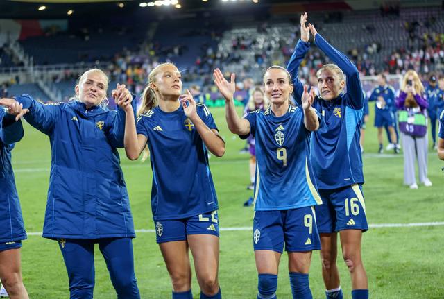 乌克兰队在国外足球比赛中夺得冠军 乌克兰队在国外足球比赛中夺得冠军