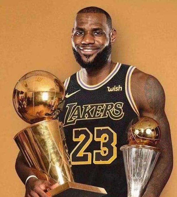 关于詹姆斯助湖人再次登上总冠军宝座,创下第4个总冠军记录!的信息 关于詹姆斯助湖人再次登上总冠军宝座,创下第4个总冠军记录!的信息