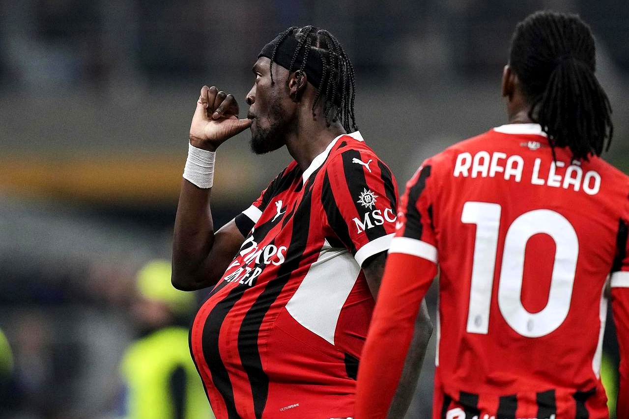 米兰球员公开否认离队传闻:球员表示对俱乐部满意的简单介绍 米兰球员公开否认离队传闻:球员表示对俱乐部满意的简单介绍