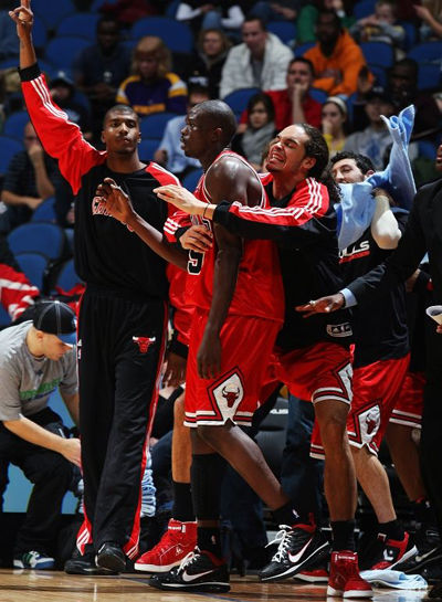 公牛不敌灰狼，遭遇两连败