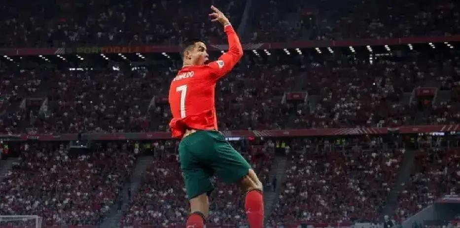 包含葡萄牙客场绝杀卢森堡，挽救颜面取得胜利的词条